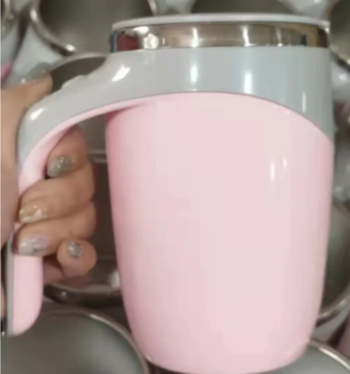 AuraMix™ Smart Self-Stirring Magnetic Mug