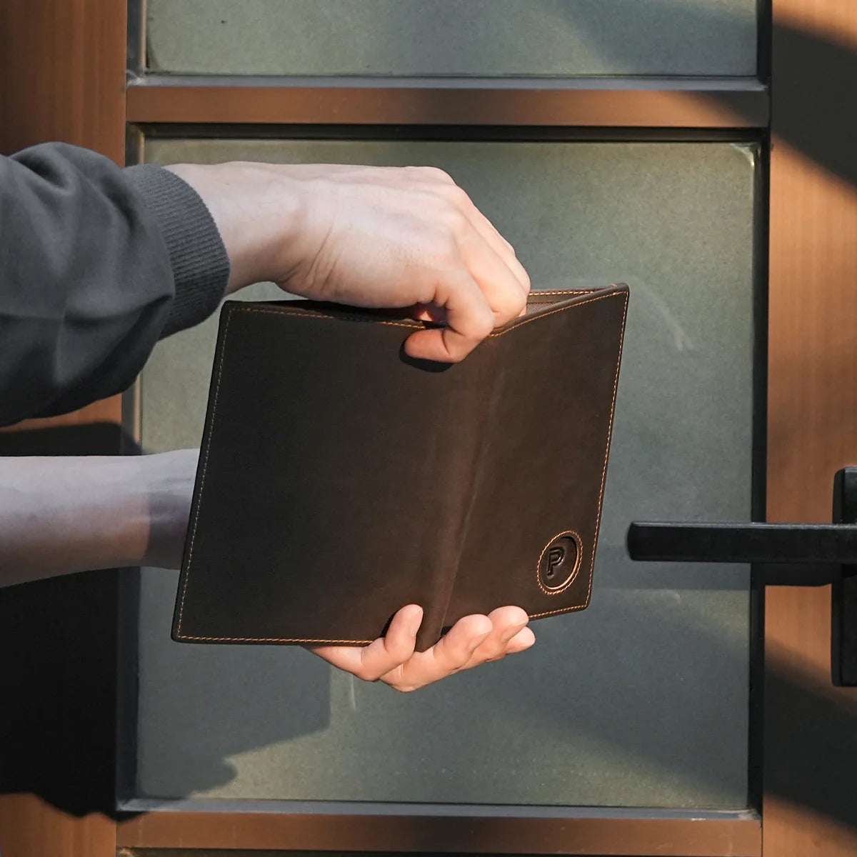 AuraLink™ | Premium Vegan Leather AirTag Passport Holder
