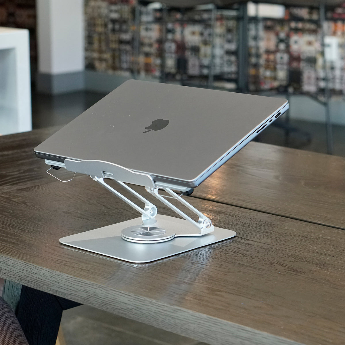 Cloud-View™ Aluminum 360° Travel Phone Stand