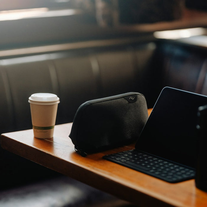 AuraLink™ Minimalist Tech & Cable Organizer