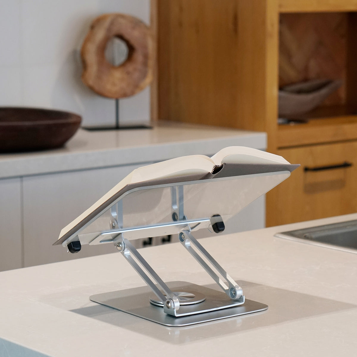 Cloud-View™ Aluminum 360° Travel Phone Stand