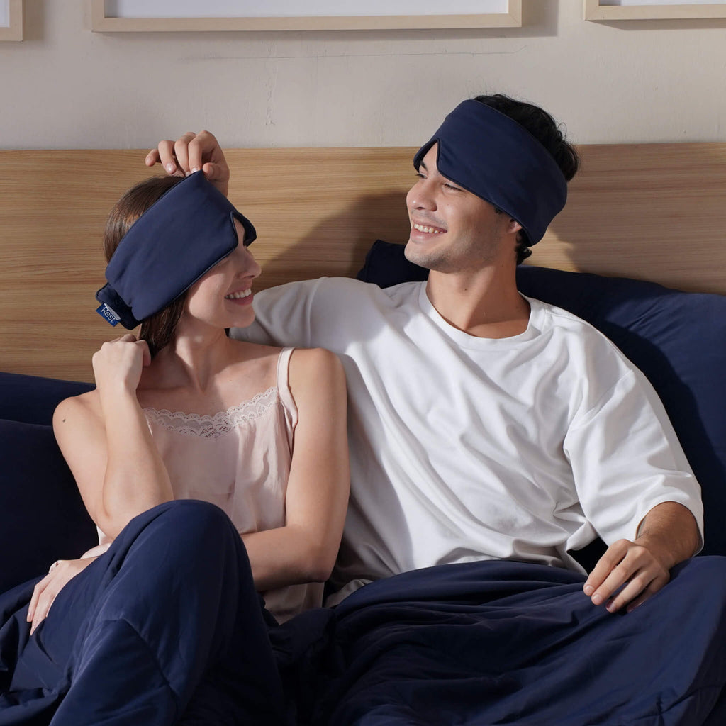 AuraRest™ Cooling Gel Eye Mask – Dual-Therapy Sleep Shield
