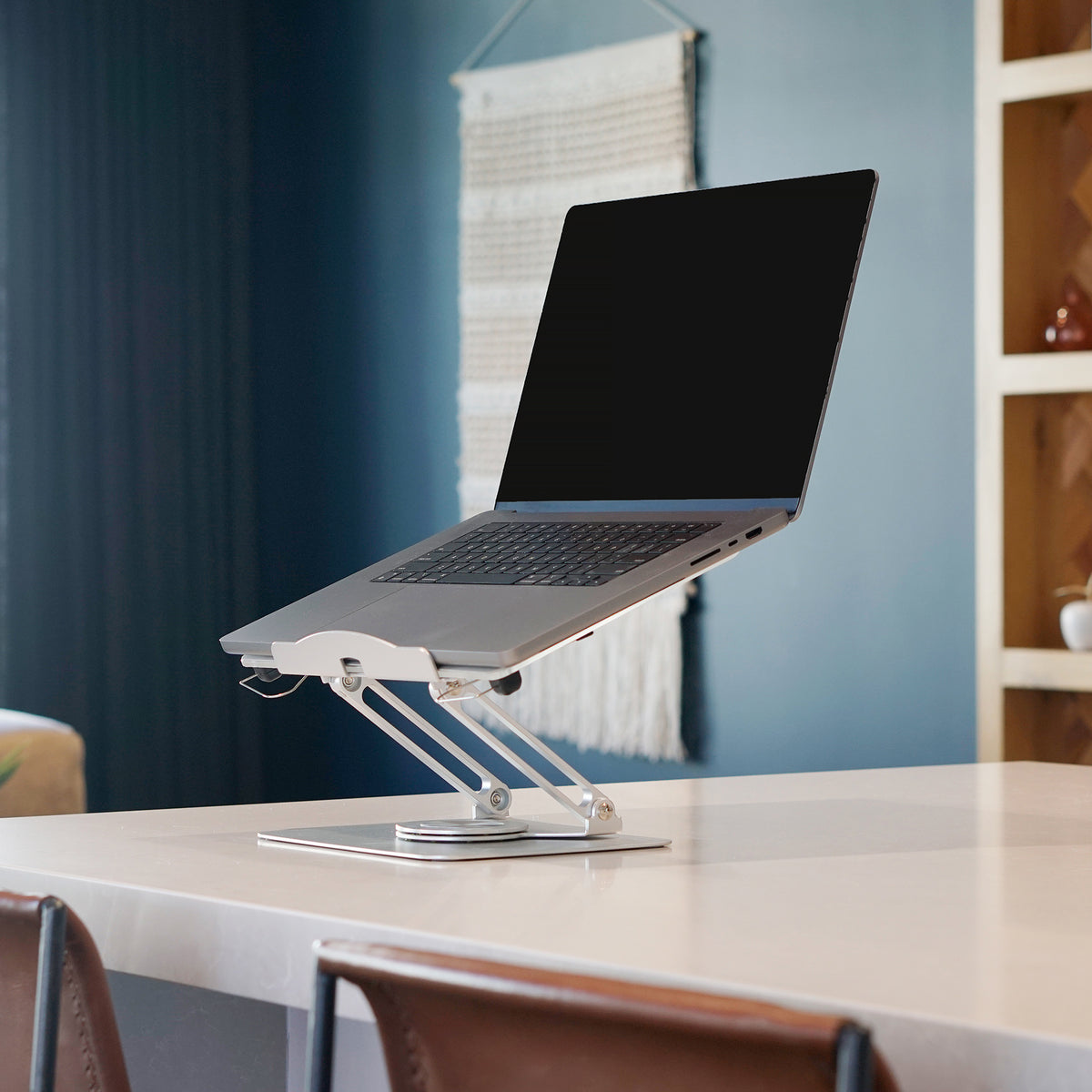 Cloud-View™ Aluminum 360° Travel Phone Stand