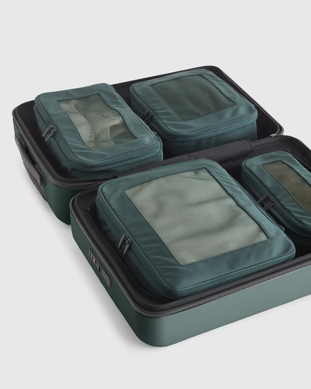 AuraPack™ Compression Packing Cubes – 4-Piece Space-Saving Set