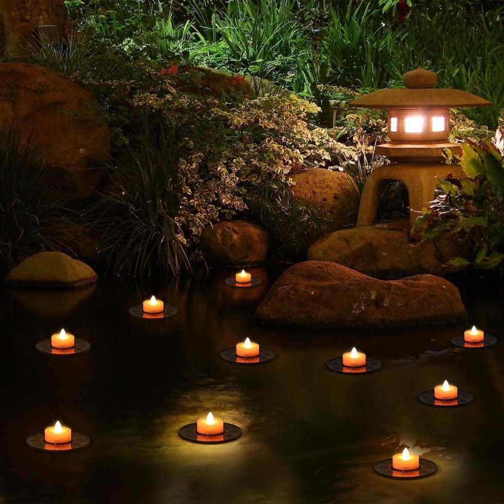 AuraCloud™ Solar Lantern | Inflatable Waterproof Mood Light