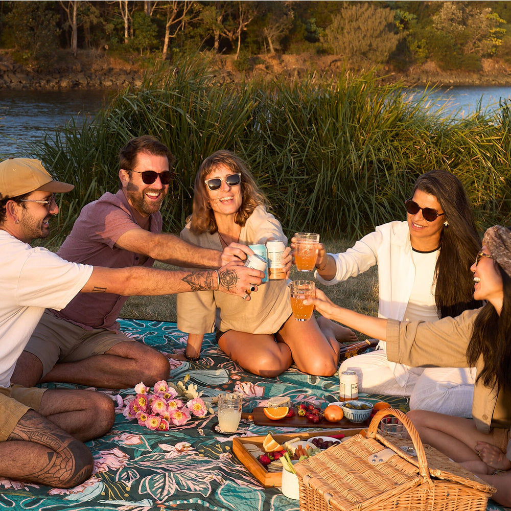 AuraMat™ | The Ultimate Sand-Free Beach Mat