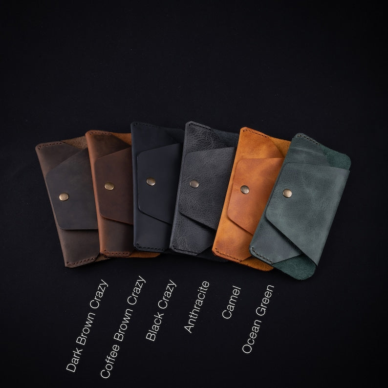 AuraCloud™ Sunglasses Vault | Scratch-Proof Hanging Case